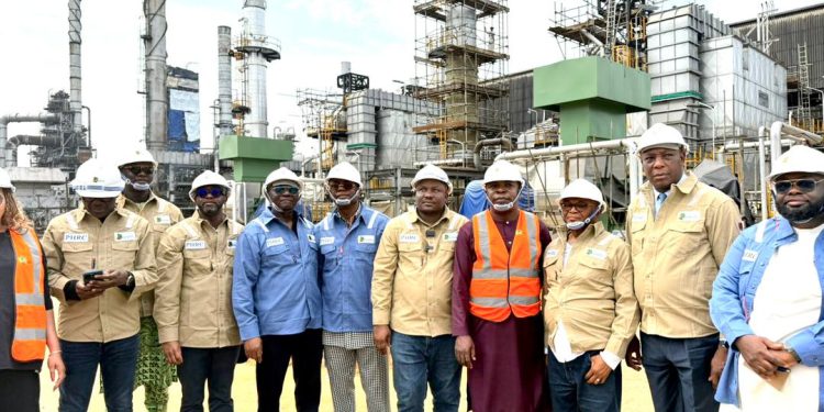 President Team Tour Port Harcourt Refinery – SOCIETY WATCH