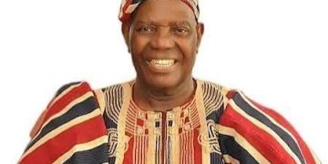 Hon. Sola Olofin, National Convener, BAT vanguard and Chairman, NSITF Management Board congratulates and celebrates the leader of leaders, Baba Bisi Akande on his 87th years birthday celebration.